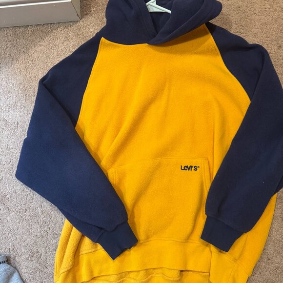 Large Fluffy Yellow and Navy Blue Levi's Hoodie - Picture 1 of 1